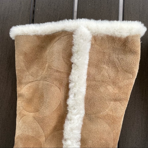 Y2K STYLE SUEDE COACH LOGO BOOTS WITH FAUX FUR!! - Picture 9 of 13
